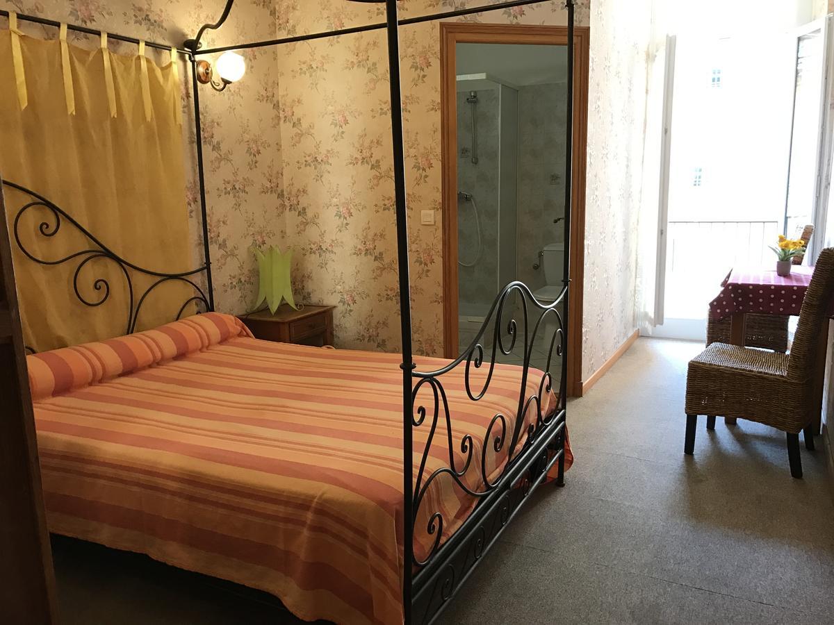 Hotel Au Picardy ニース エクステリア 写真